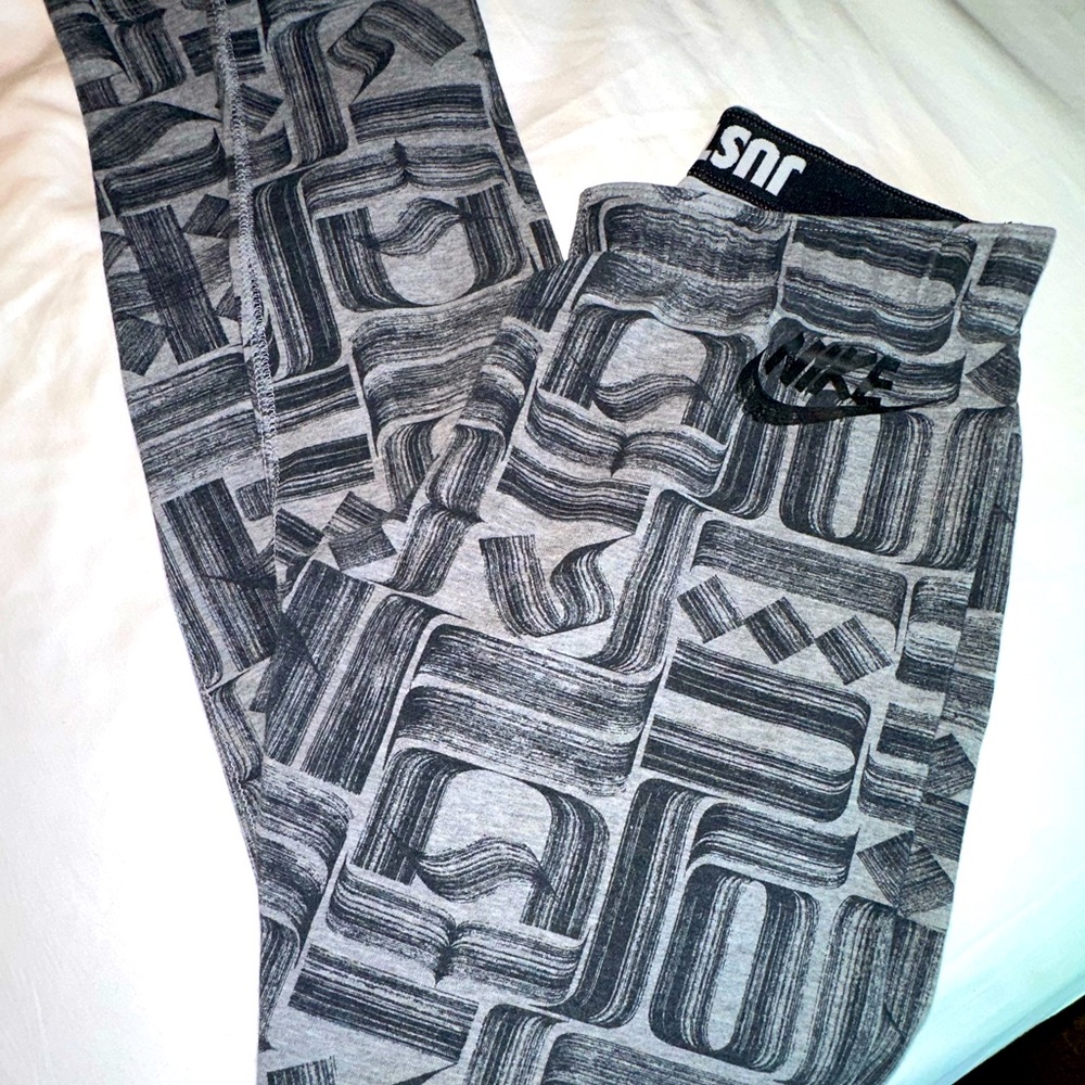 Women’s Nike Leggings